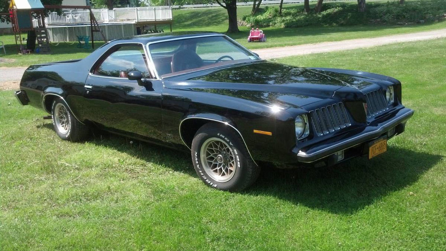 This 1974 Pontiac Grand Camino Is the Chevy El Camino’s Cousin That Never Was