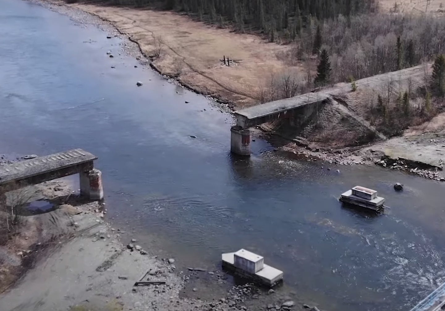 Crafty Russian Thieves Steal Entire Bridge Without Anyone Noticing for Months