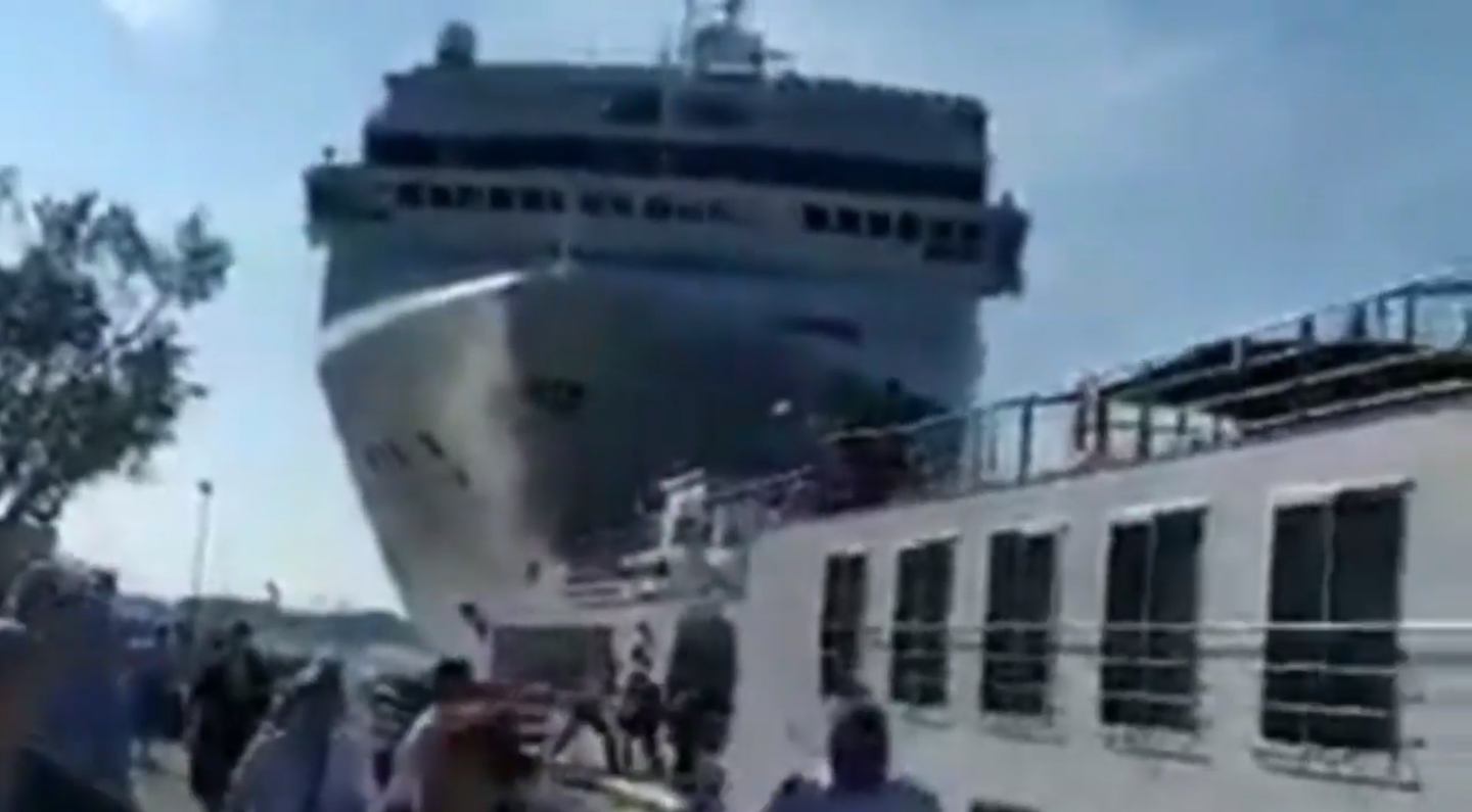 Enormous MSC Cruise Ship Crashes Into Crowded Venice Port, Injuring at Least Five