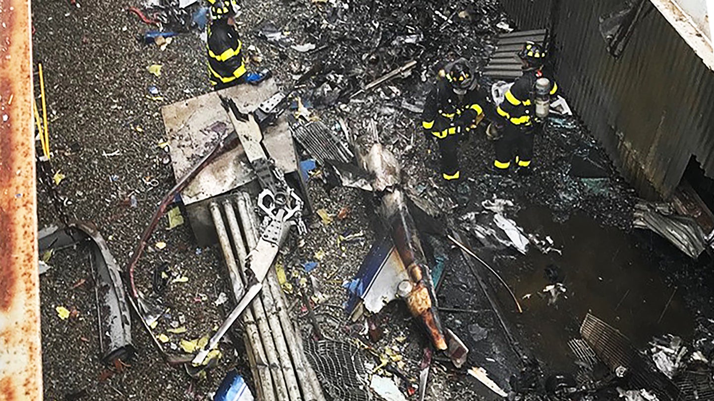 Agusta A109 Helicopter Crashes On Top Of Building In Manhattan Killing Pilot (Updated)