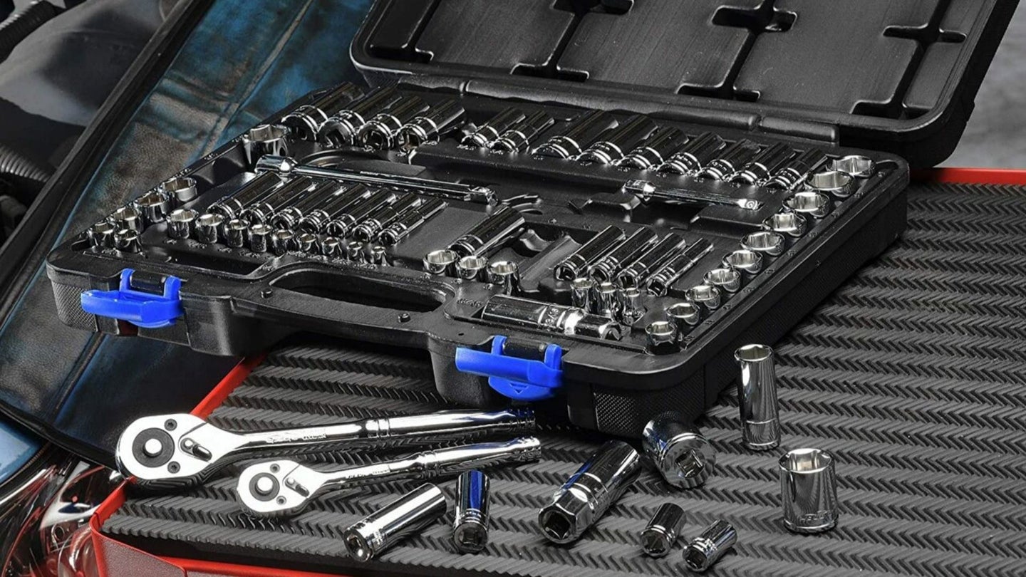 Best Mechanic’s Tool Sets (Review & Buying Guide) in 2022