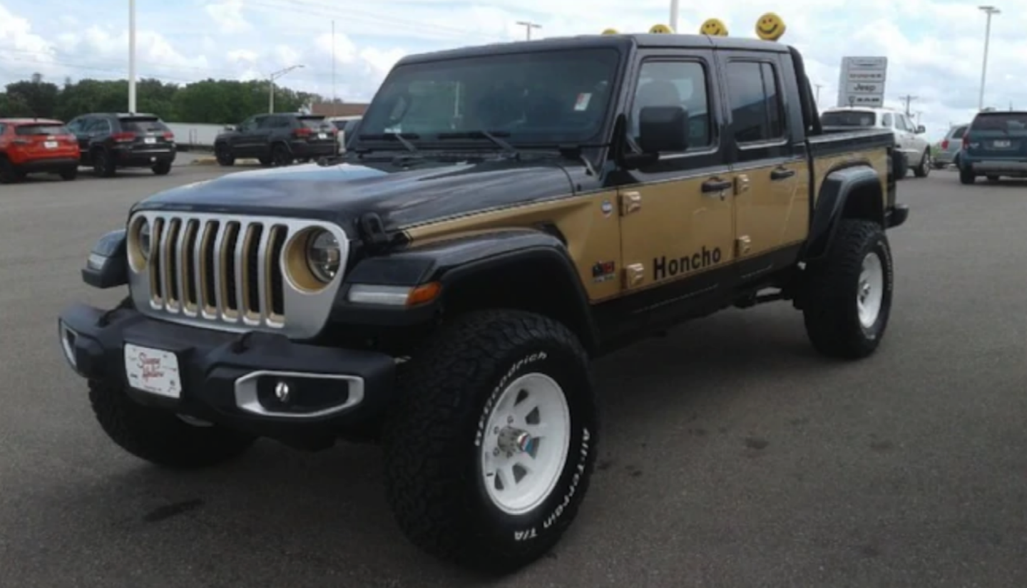 Wisconsin Dealer Is Selling Jeep Gladiator ‘Honcho J-10’ Tribute Truck for $69,885