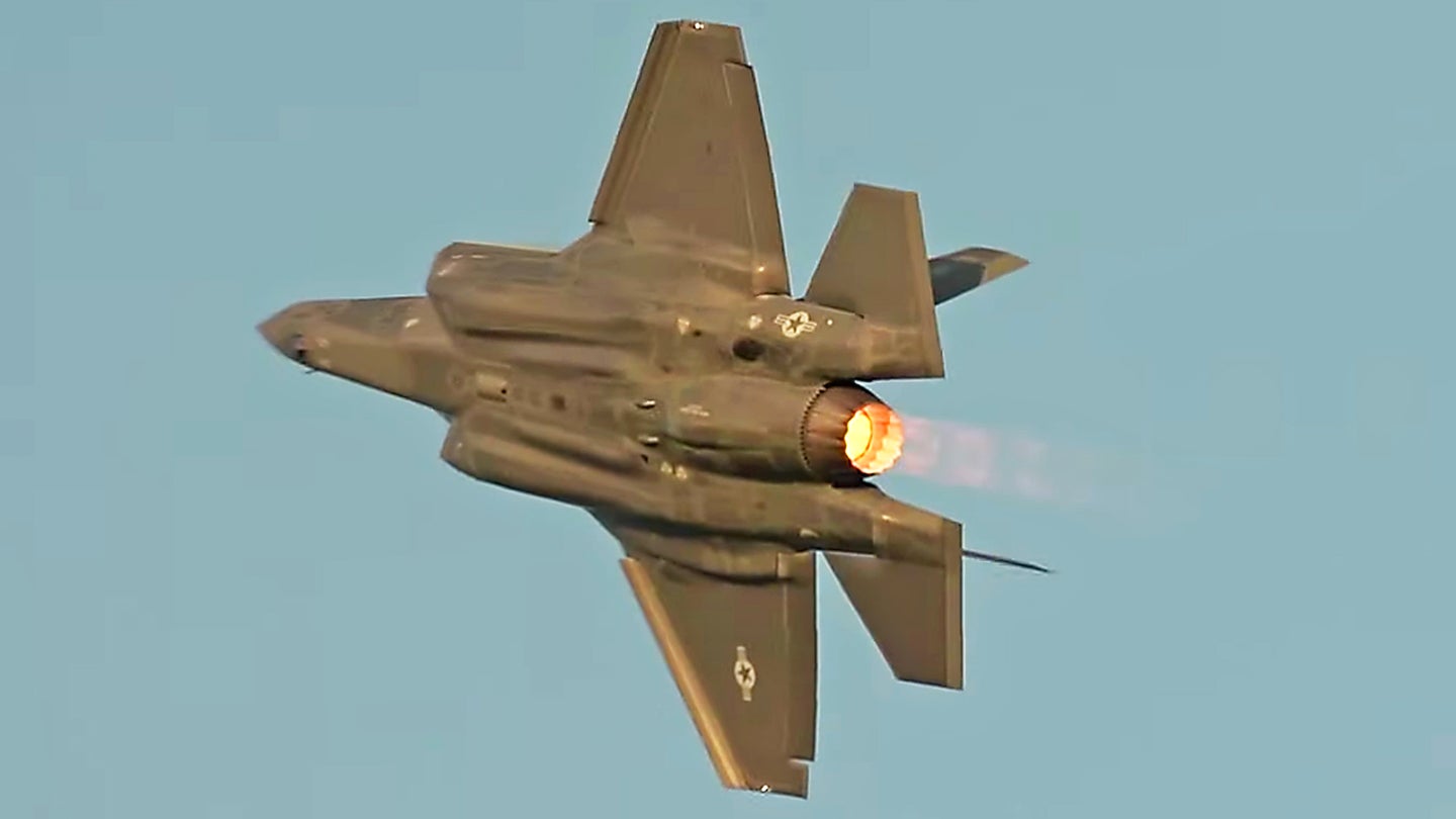 These Exhilarating F-35 and F-22 Twilight Afterburner Passes Will Start Your Week Off Right