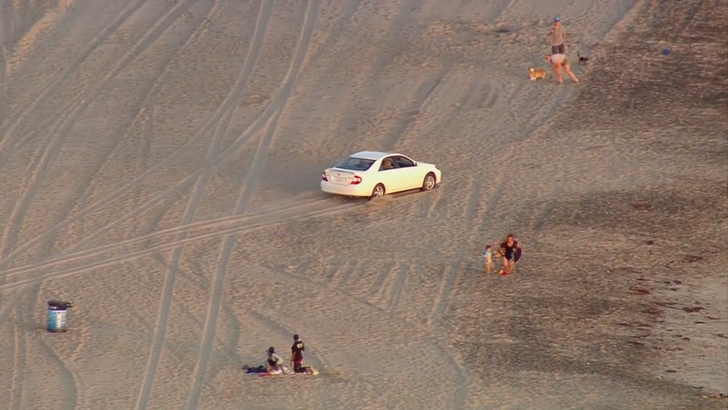 Beach-Loving Car Thief Takes Stolen Toyota Camry on Scenic Route During Police Chase