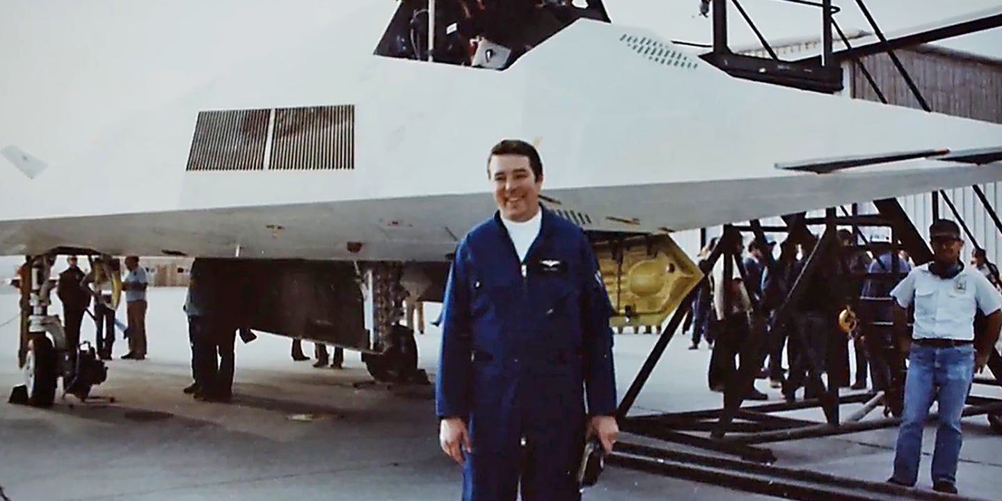 Test Pilot Recounts F-117’s Wobbly First Flight And Entering Into Its Top Secret World