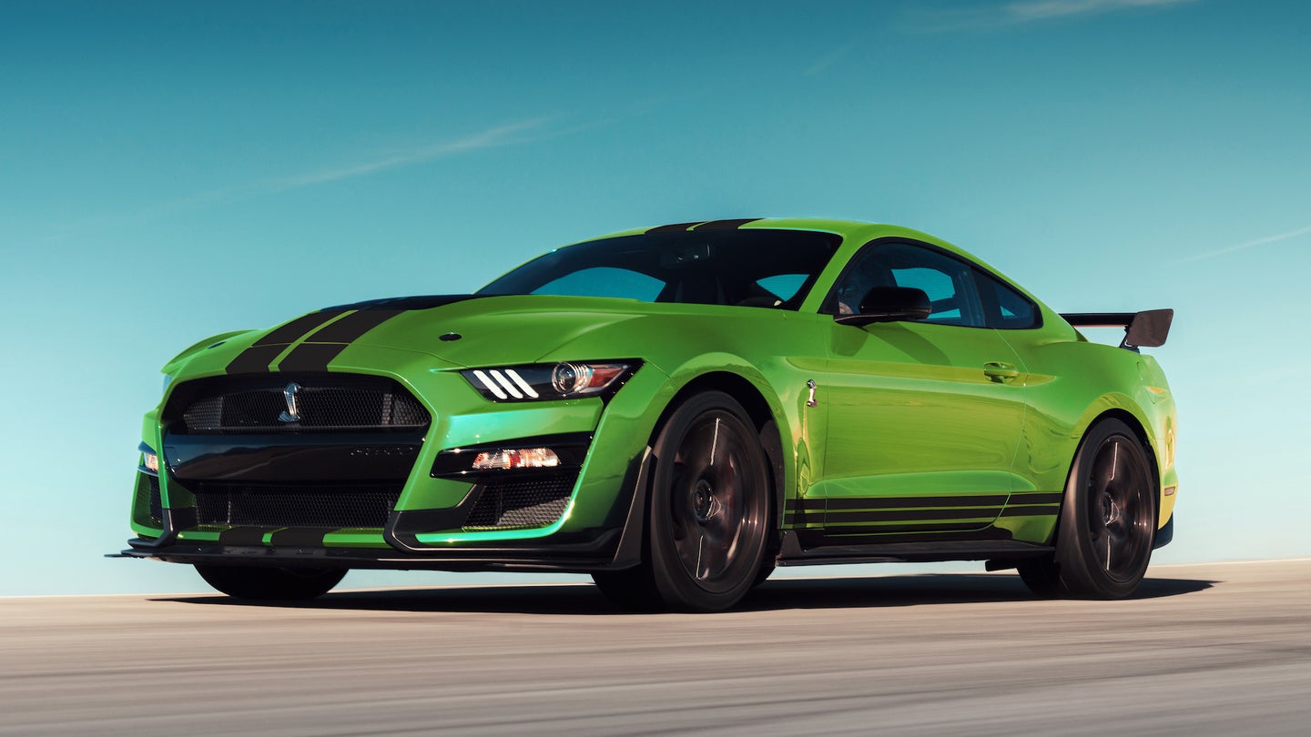 2020 Ford Mustang Shelby GT500 Weighs 223 Pounds Less Than Challenger Hellcat, Leak Claims