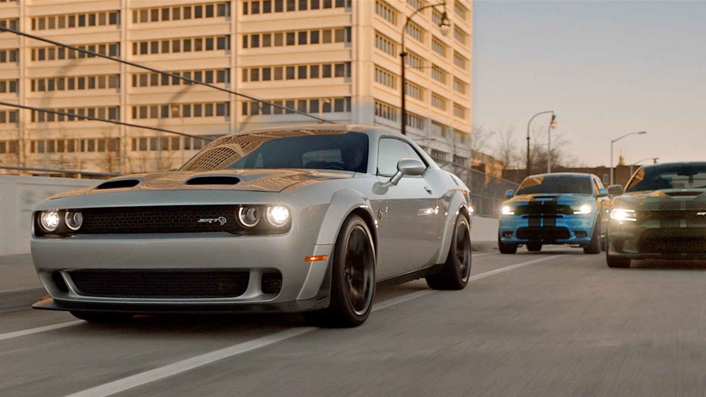 Dodge Will Give You a $10 Discount Per Horsepower to Buy a Challenger, Charger or Durango