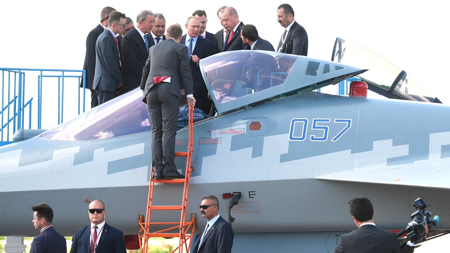 “We’re Buying This One?” Turkey’s Erdogan Asks Putin In Front Of Su-57 Fighter At Air Show