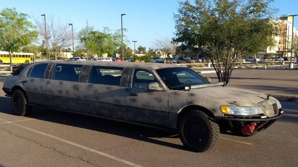 This Apocalypse-Ready Lincoln Towncar Limo Can Be Yours for $4,950