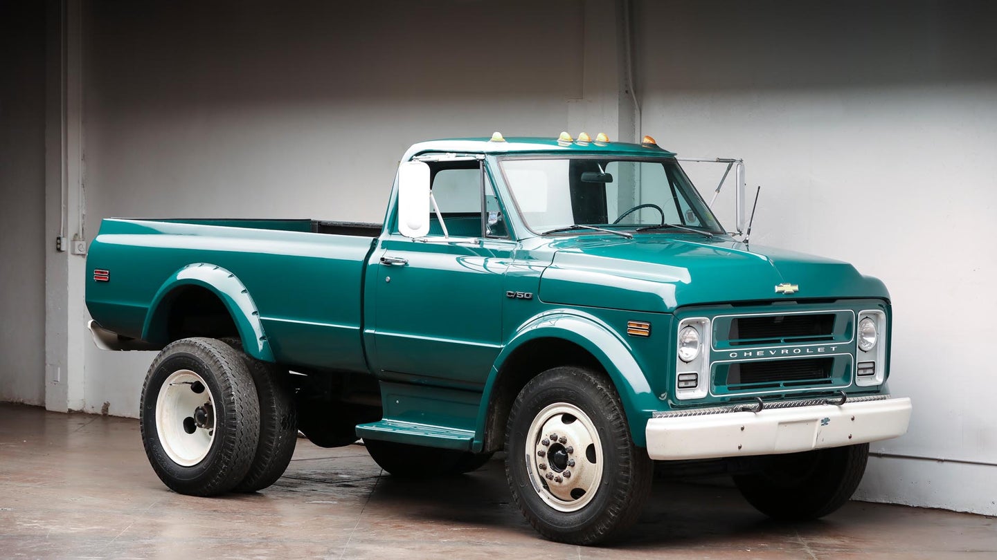 Custom 1972 Chevrolet C50 Is a Time Capsule From America’s Golden Era