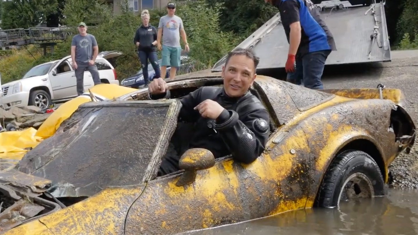 Watch How These Pro Divers Recover a Chevrolet Corvette C3 That’s Been Underwater for Years