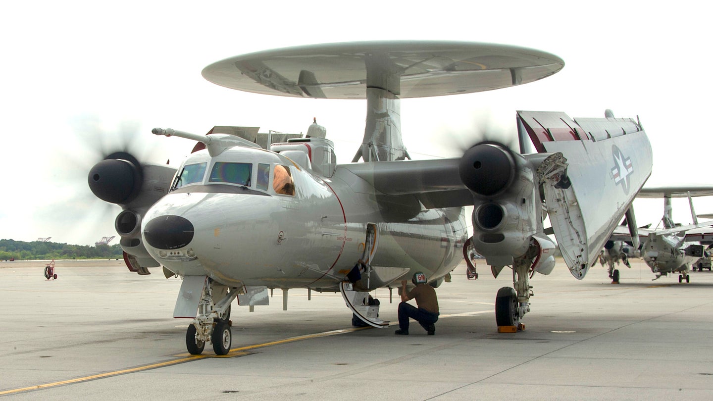 Navy Training Squadron Receives First E-2D Hawkeye With New Aerial Refueling Capability