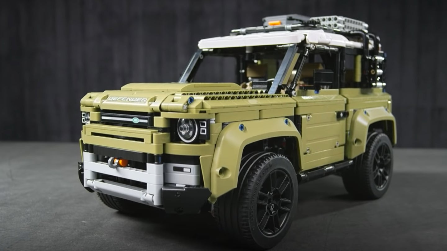 2020 Land Rover Defender Lego Technic Set Has Working High and Low Range Gears