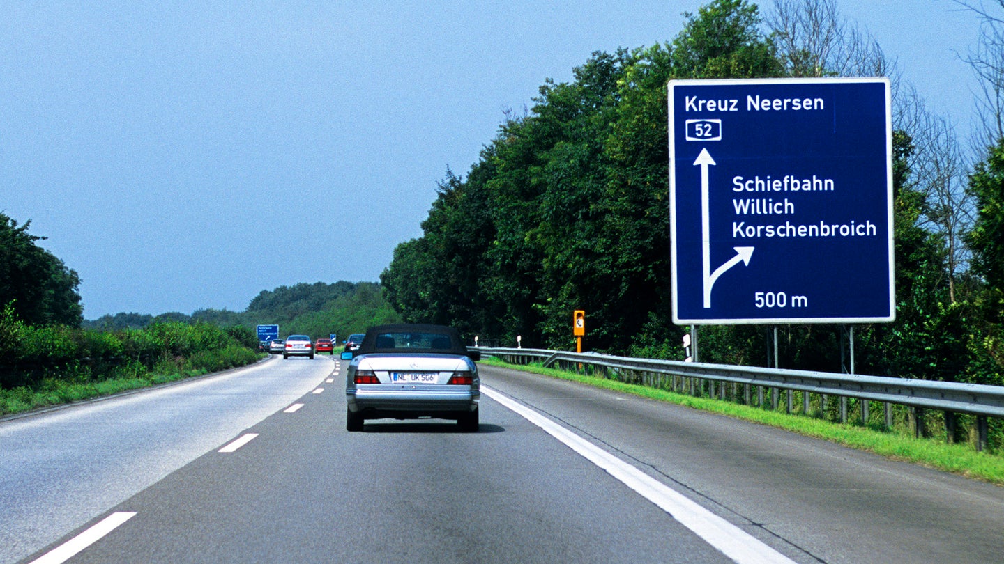 Germany Firmly Rejects Speed Limits on Autobahn Unrestricted Zones