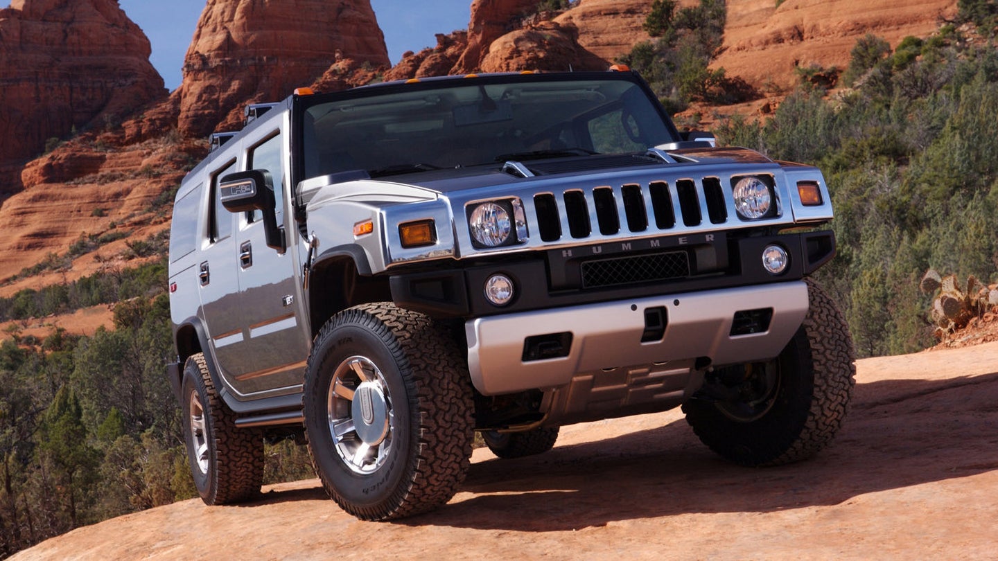 Talks of Electric Hummer Brand Revival Heat up as GM Works on New UAW Deal: Report