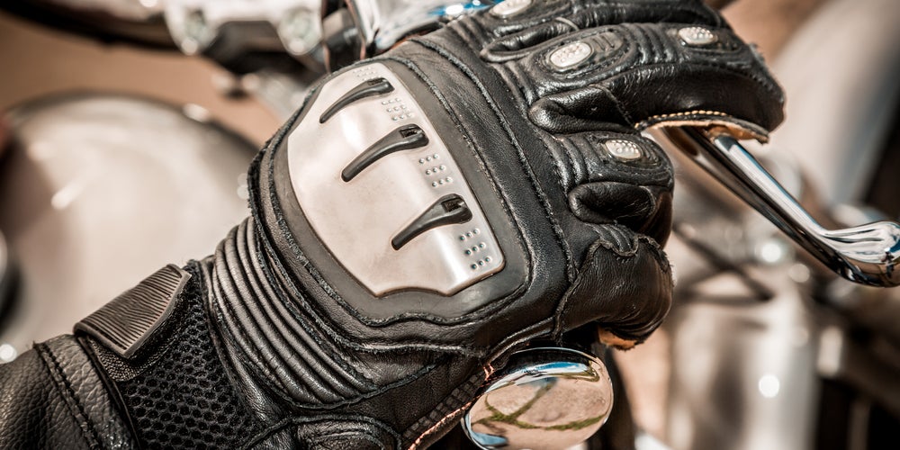 Be Safe and Look Stylish With These Leather Motorcycle Gloves