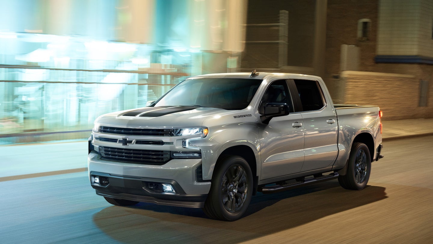 Chevrolet’s Website Refuses to Call the Silverado’s 2.7-L Turbo Engine a ‘Four-Cylinder’