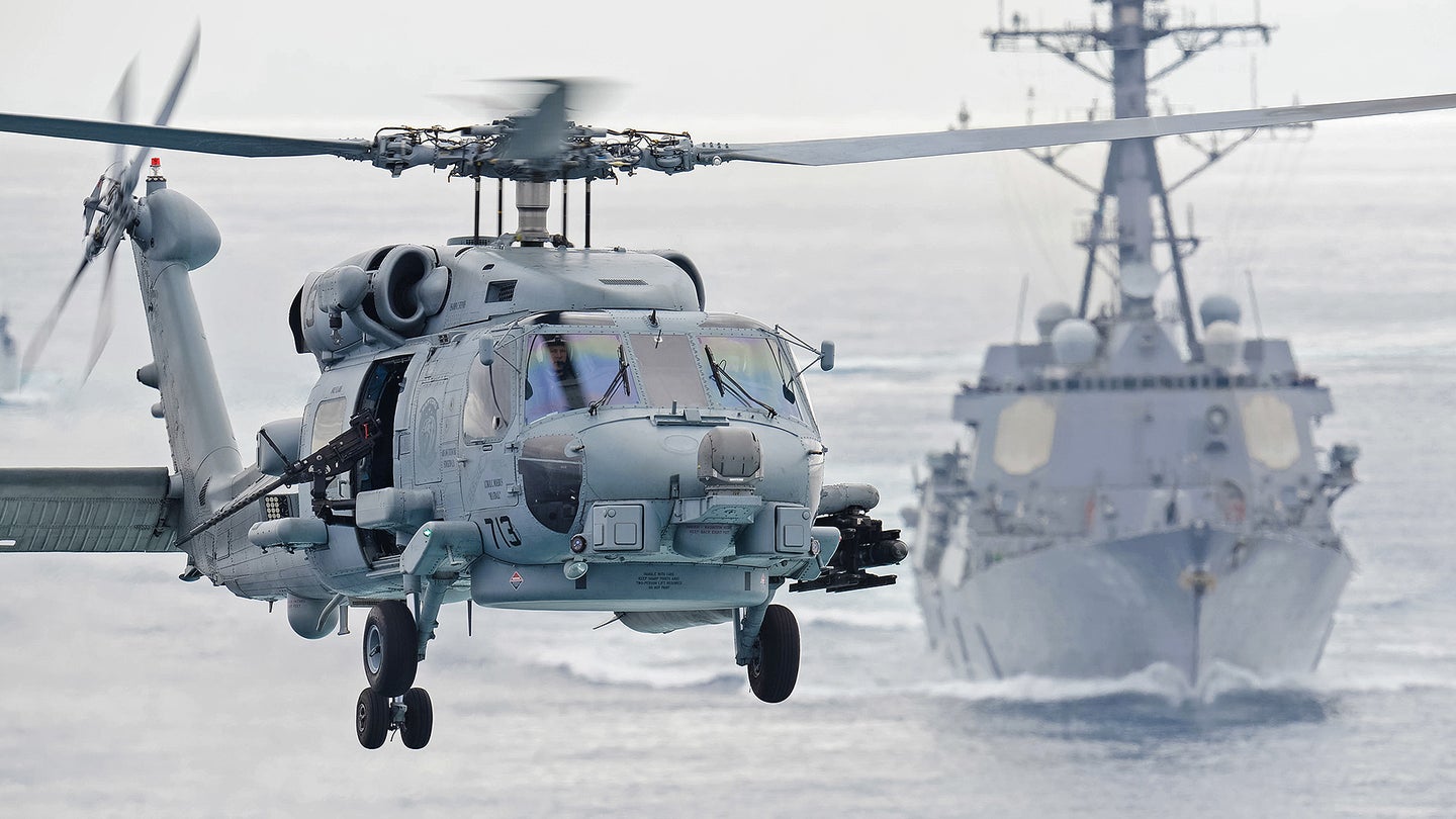 Veteran Navy Pilot Shares 10 Interesting Things About Flying Seahawk Helicopters
