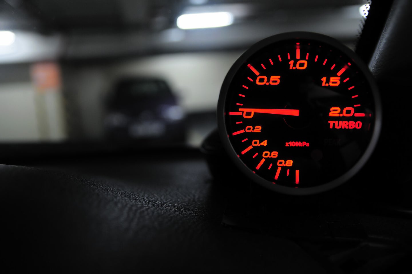 Best Boost Gauges: Monitor Your Engine&#8217;s Pressure Accurately