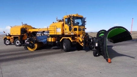 This $750K &#8216;Ferrari of Snowplows&#8217; Clears an Airport Runway In Just 15 Minutes