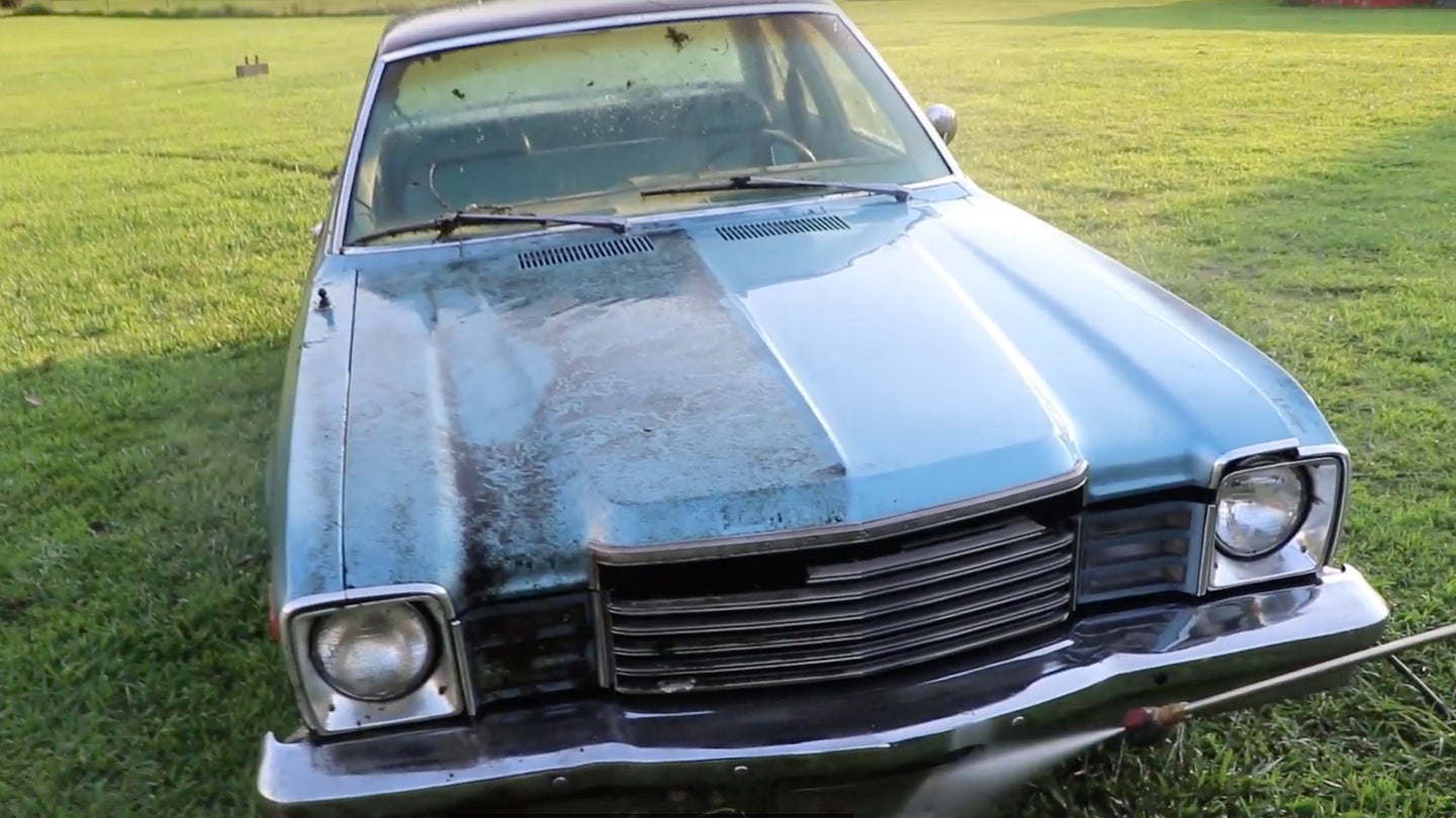 Watching This Filthy Dodge Sedan Get Pressure Washed After 17 Years Is Extremely Satisfying