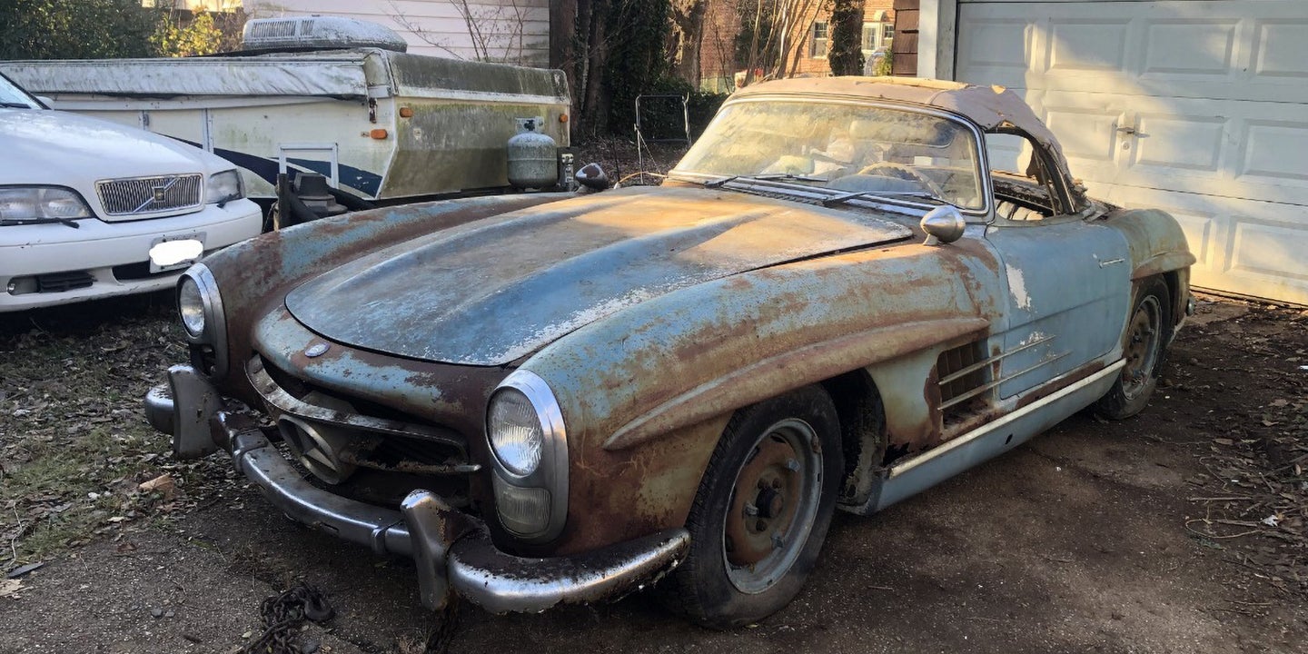 Rusty 1961 Mercedes-Benz 300SL Roadster Barn Find Sells for Staggering $800,000