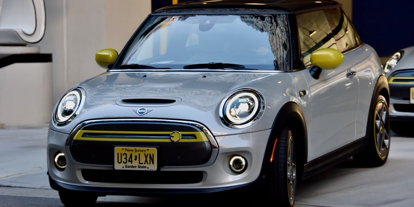 2020 Mini Cooper SE Electric First Drive Review: Blast from the Recent Past