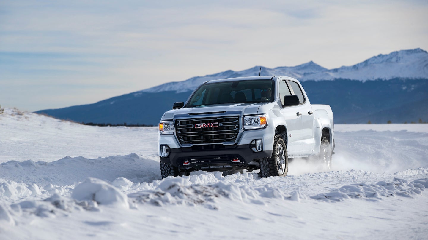 2021 GMC Canyon AT4 Isn’t Quite the Colorado ZR2 Twin We Hoped For