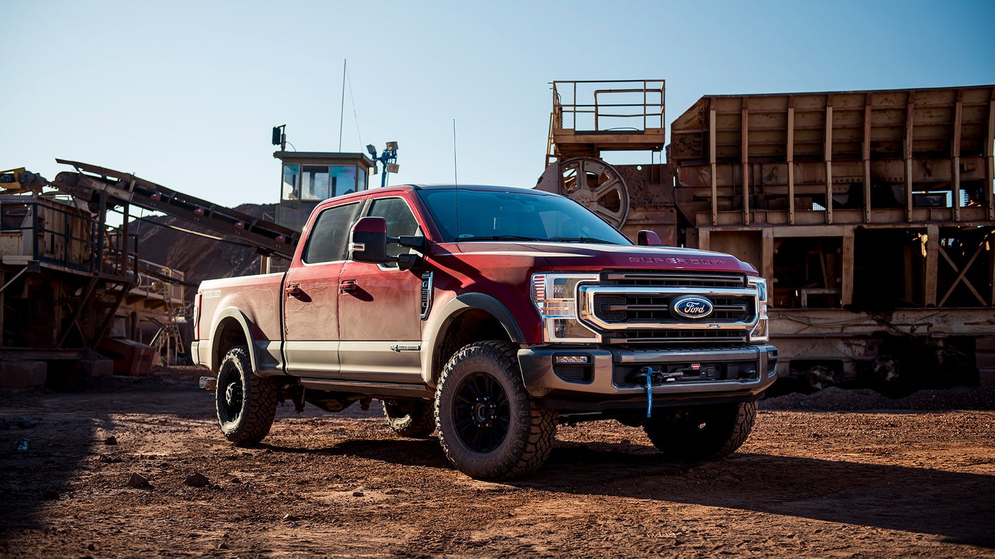 You Can Pull Three Average-Sized Cars With the 2020 Ford Super Duty Tremor’s Winch