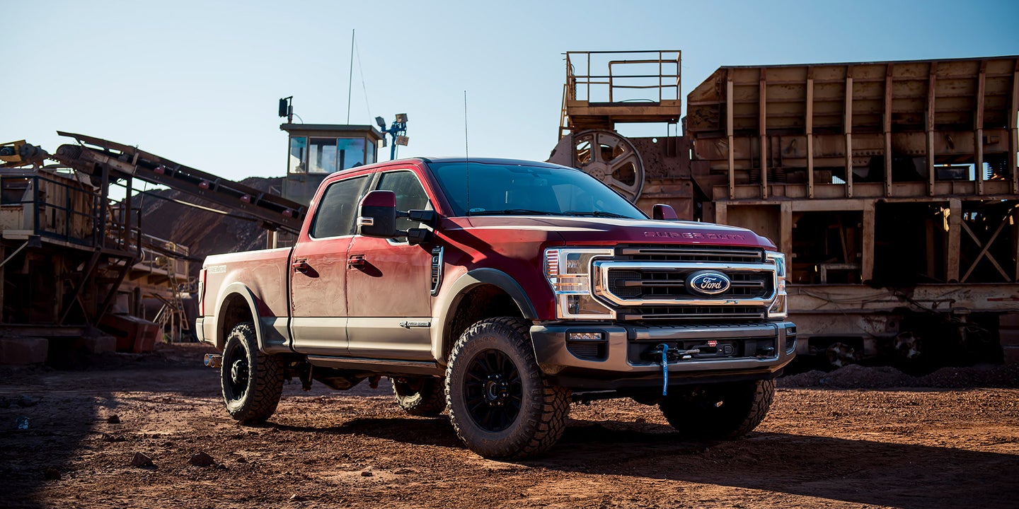 You Can Pull Three Average-Sized Cars With the 2020 Ford Super Duty Tremor’s Winch