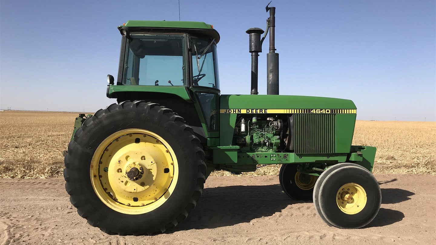 Farmers Are Buying Up Old Tractors Because New Ones Are Pointlessly Complicated and Expensive