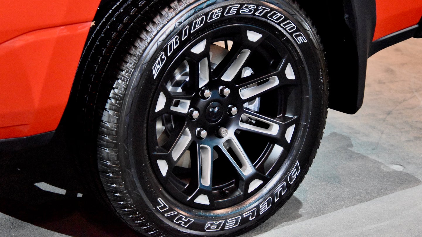 Top 10: Best-Looking Truck Wheels of the 2020 Chicago Auto Show