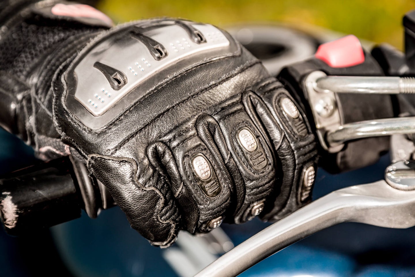 Best Motorcycle Racing Gloves: Stay Safe on the Track