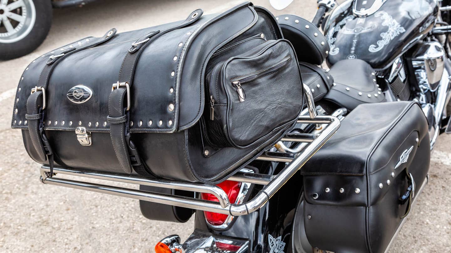 Shop Motorcycle Tail Bags - RevZilla