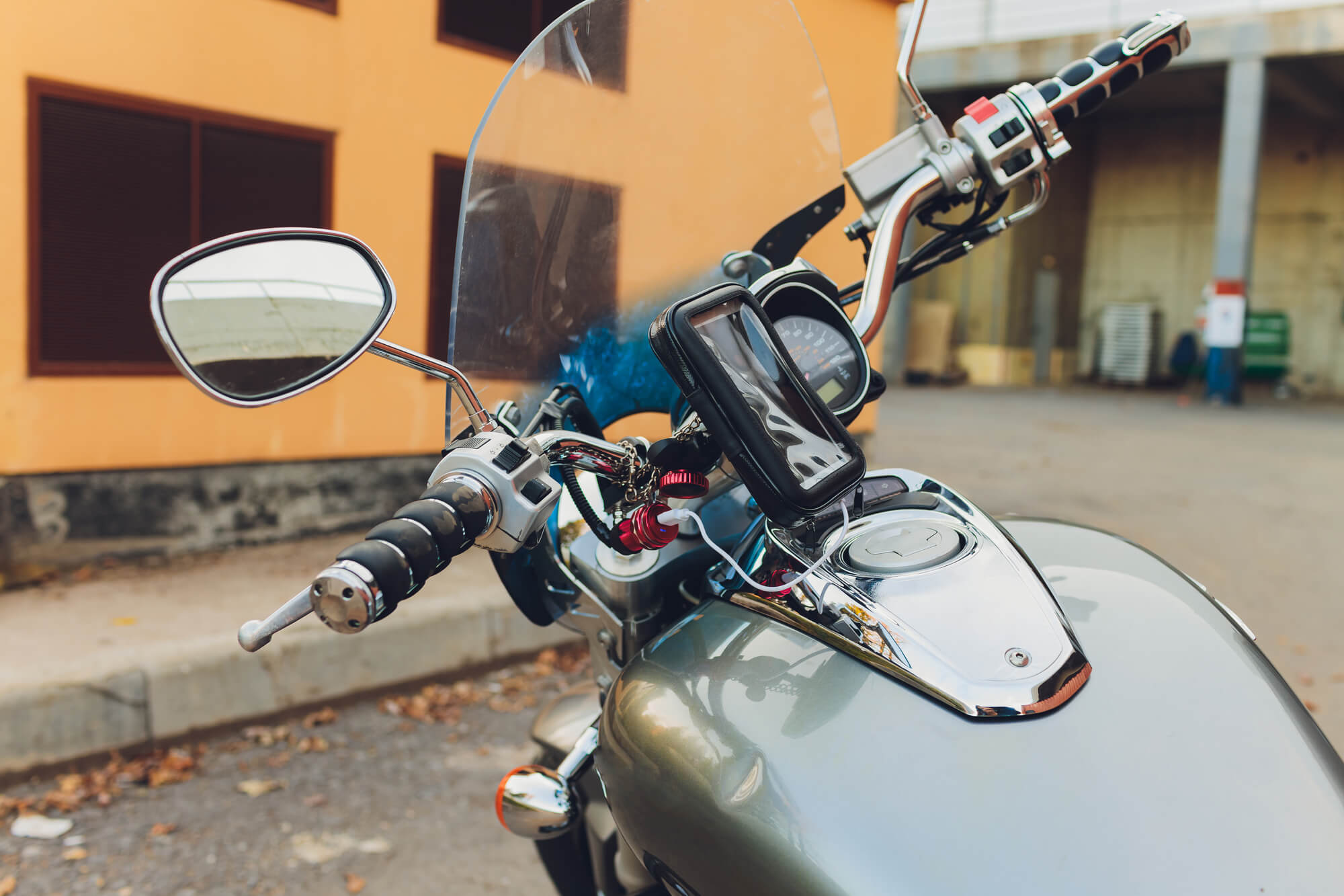 Forkorte dække over Turist Best Motorcycle USB Chargers (Review & Buying Guide) in 2023