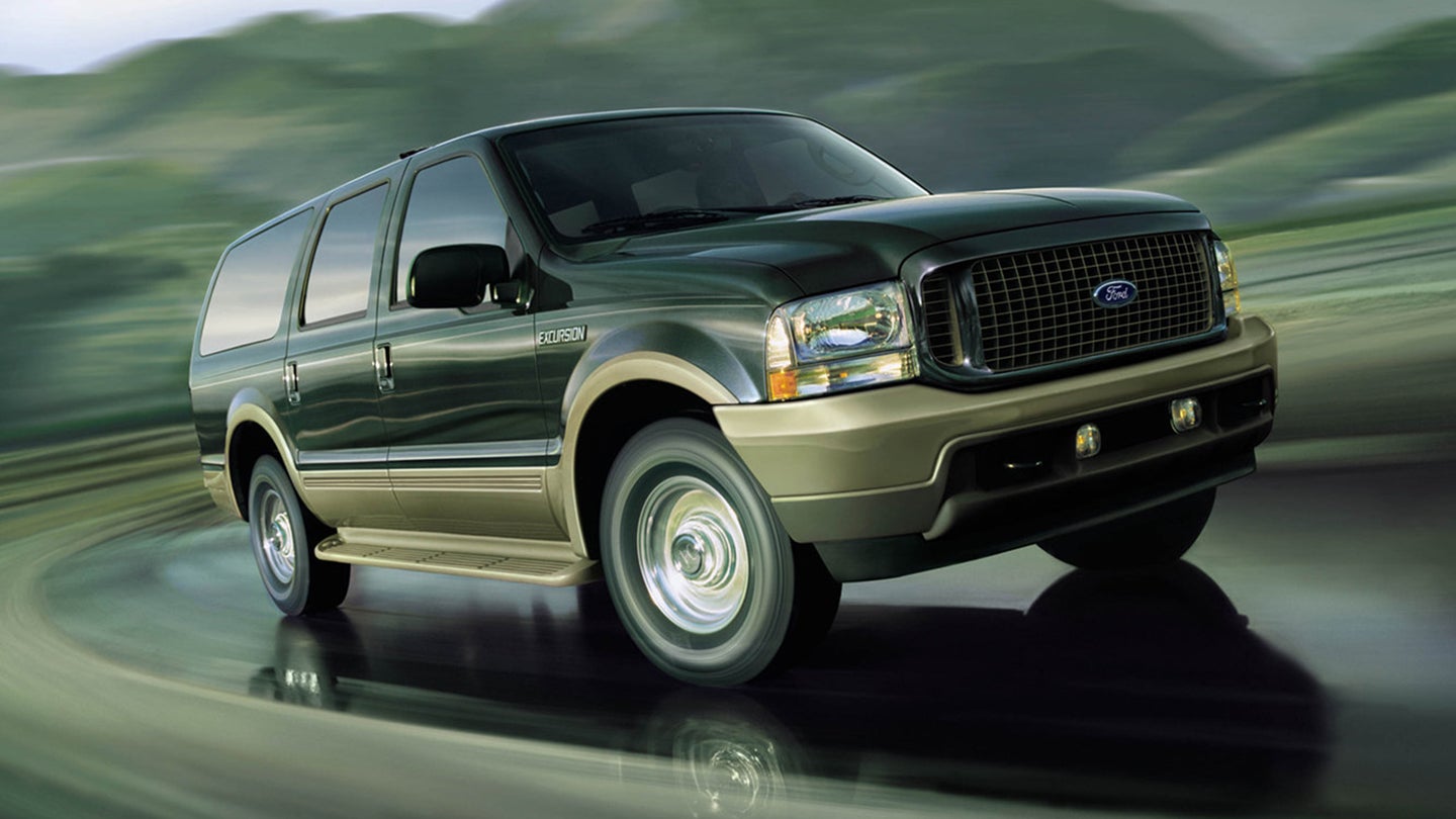 There&#8217;s a Secret Fleet of New Ford Excursions Hiding in a Dubai Warehouse