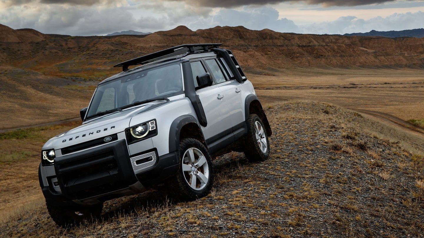 A Land Rover Defender Virtual Safari Is the Escape From Reality You Need Today