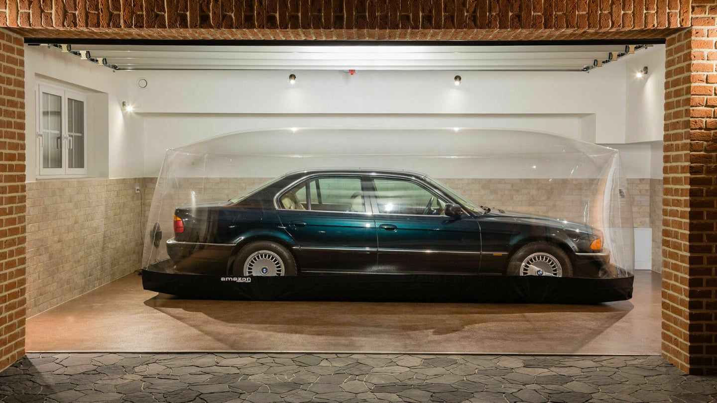 This New 1998 BMW 740i Has Been in a Bubble for Two Decades, and Now It&#8217;s Finally for Sale