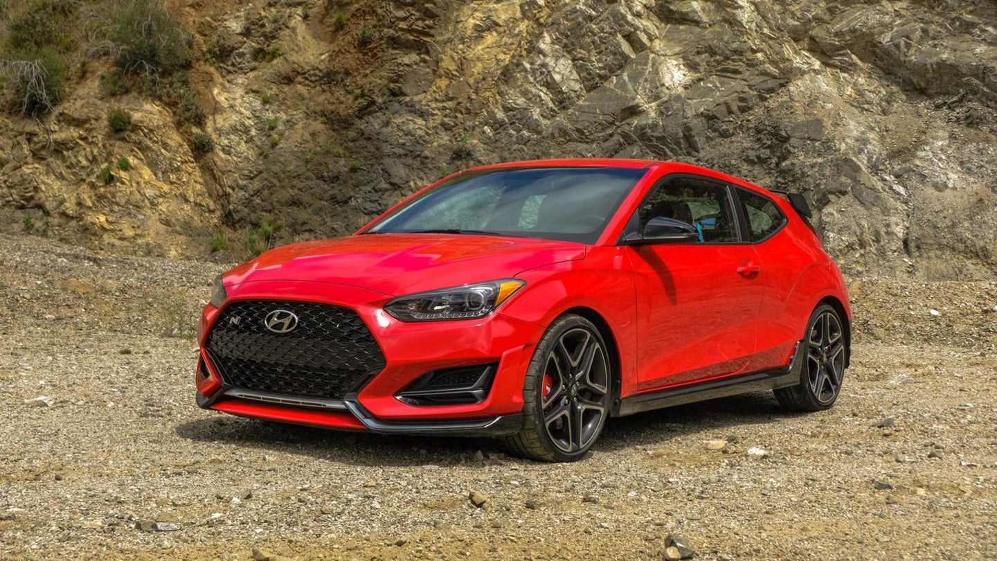 2020 Hyundai Veloster N Review: A Hot Hatch That Forgets It&#8217;s a Daily Driver, Too