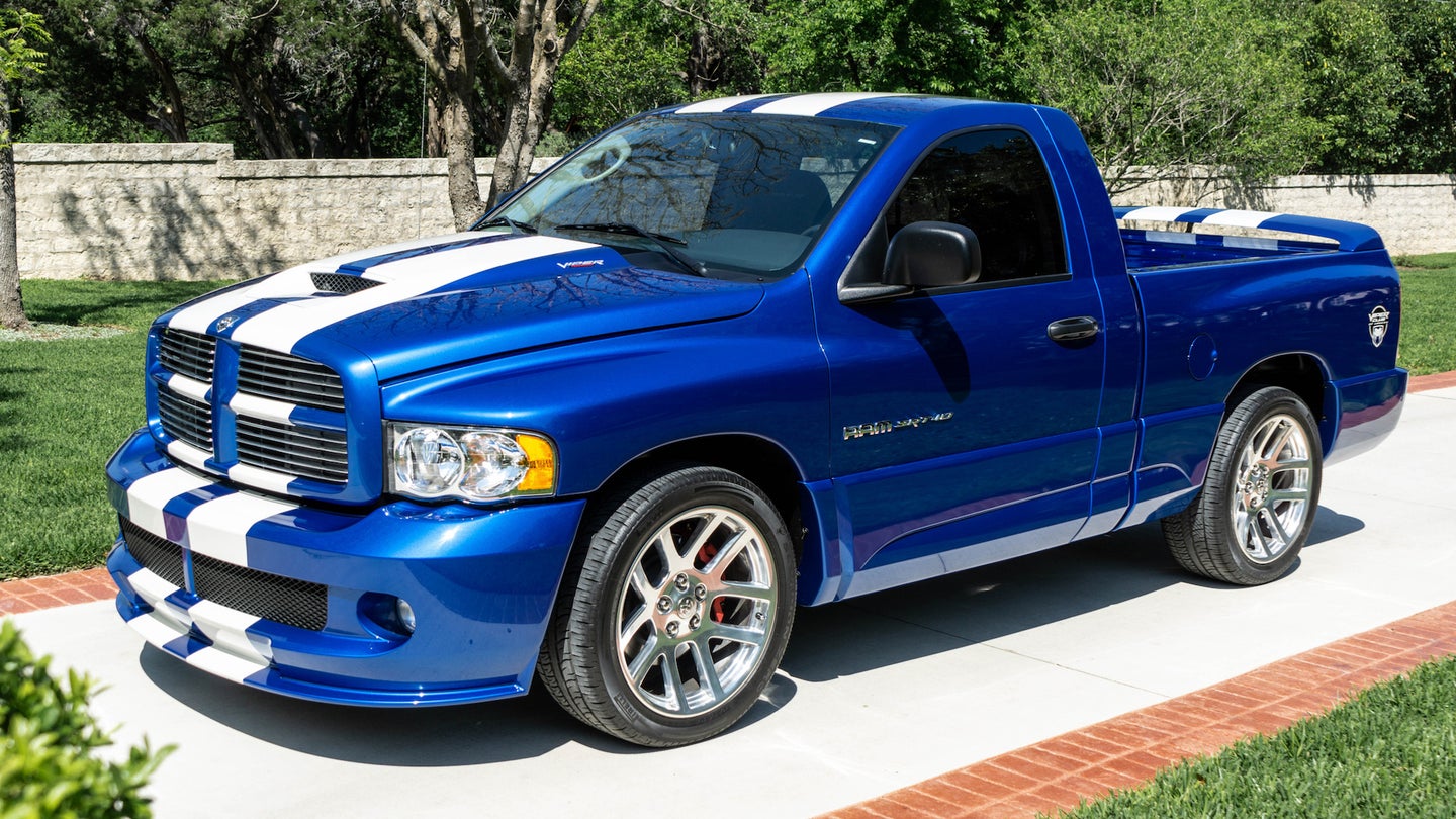 This 3,400-Mile Dodge Ram SRT-10 Can Be Yours for a Surprisingly Reasonable Price