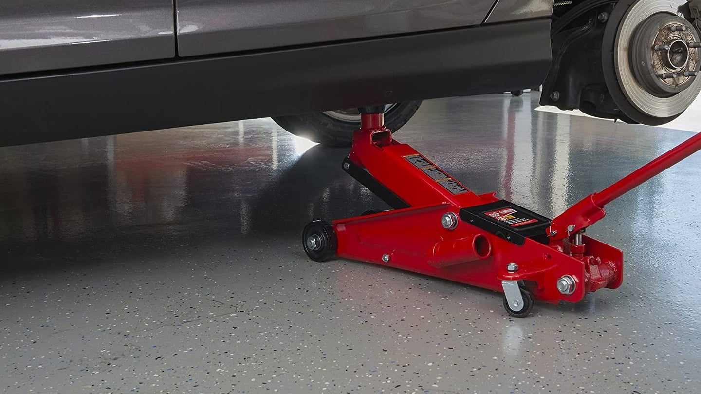 The Best Floor Jacks for Lifting Your Car