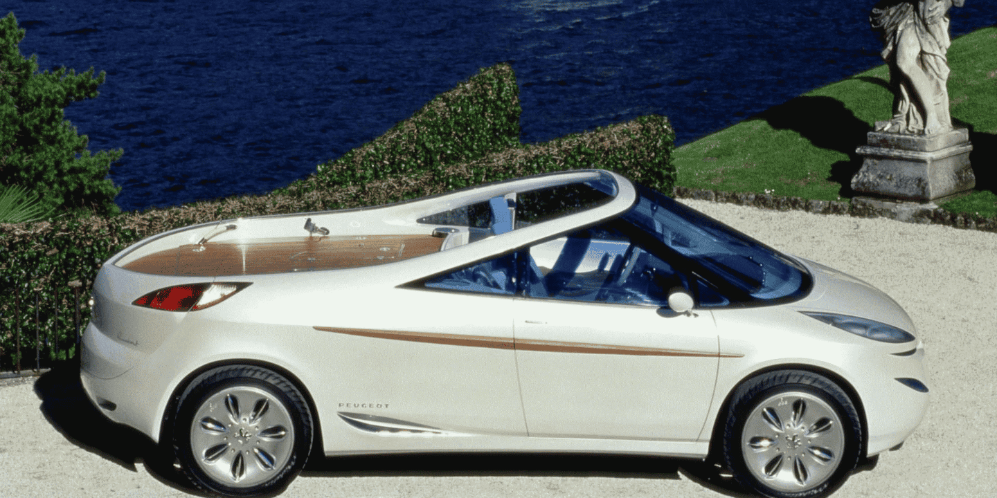The Peugeot 806 Runabout Was a Convertible Van that Wanted Desperately to Be a Boat