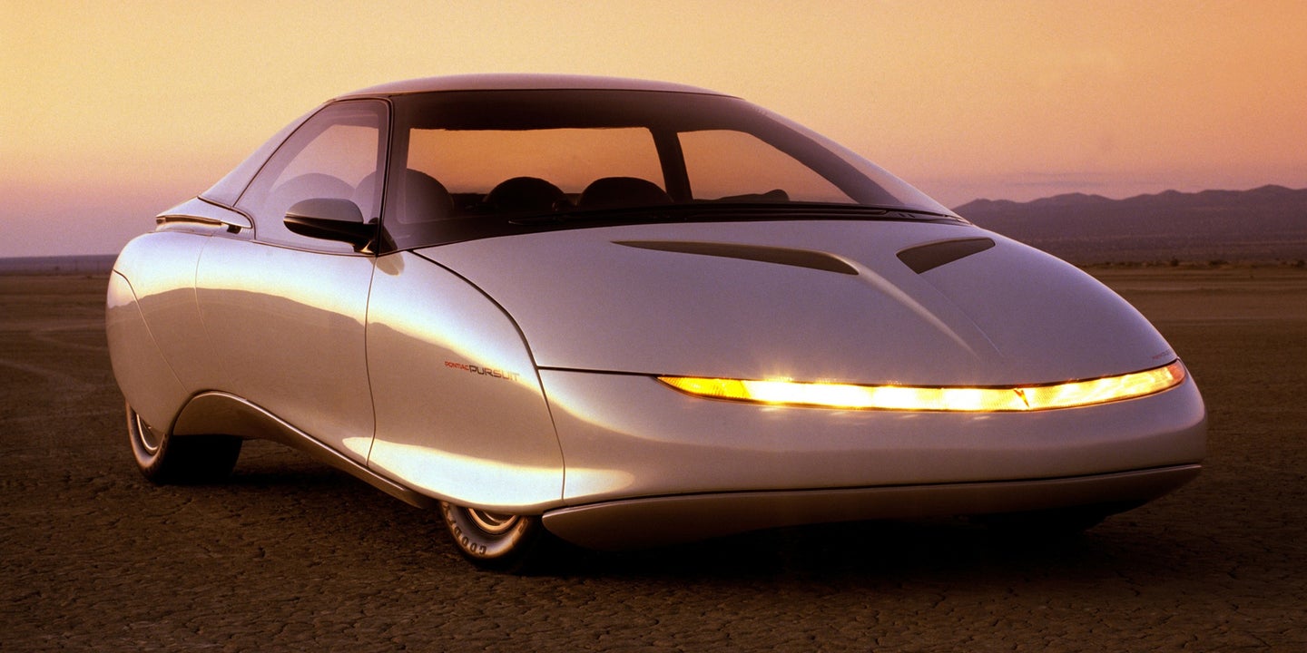 GM Built a Running Prototype of the Futuristic 1987 Pontiac Pursuit Concept