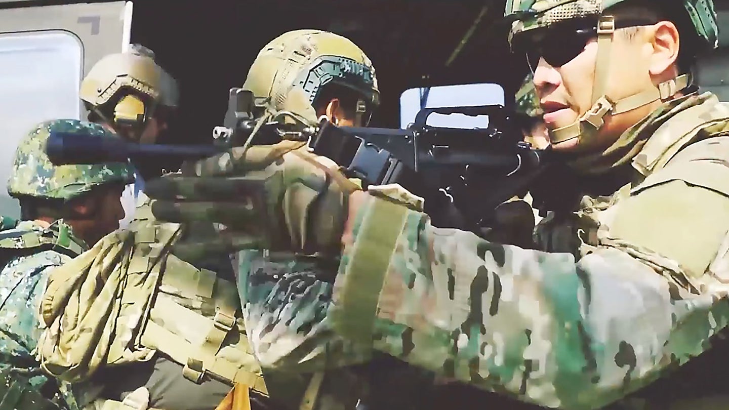 Army Releases Ultra Rare Video Showing Green Berets Training In Taiwan