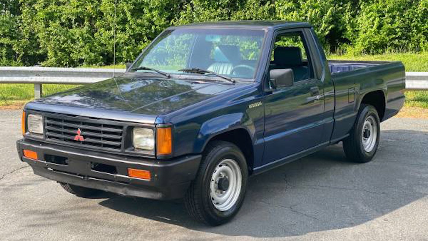 One-Owner, 246,000-Mile Mitsubishi Mighty Max Is Just Right at $2,500