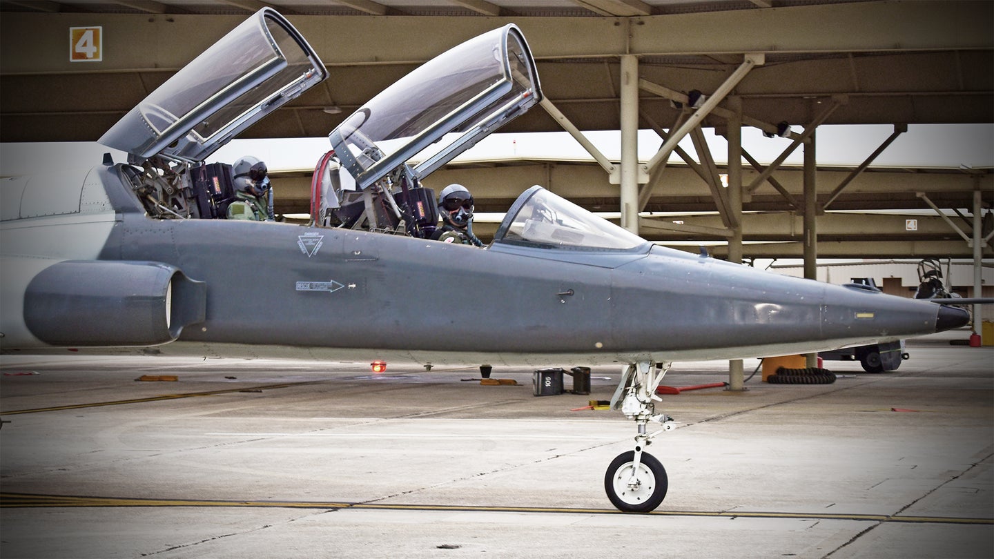 Fighter Pilots Warn Of Newly Trained Pilots&#8217; Lack Of Actual Flying Experience