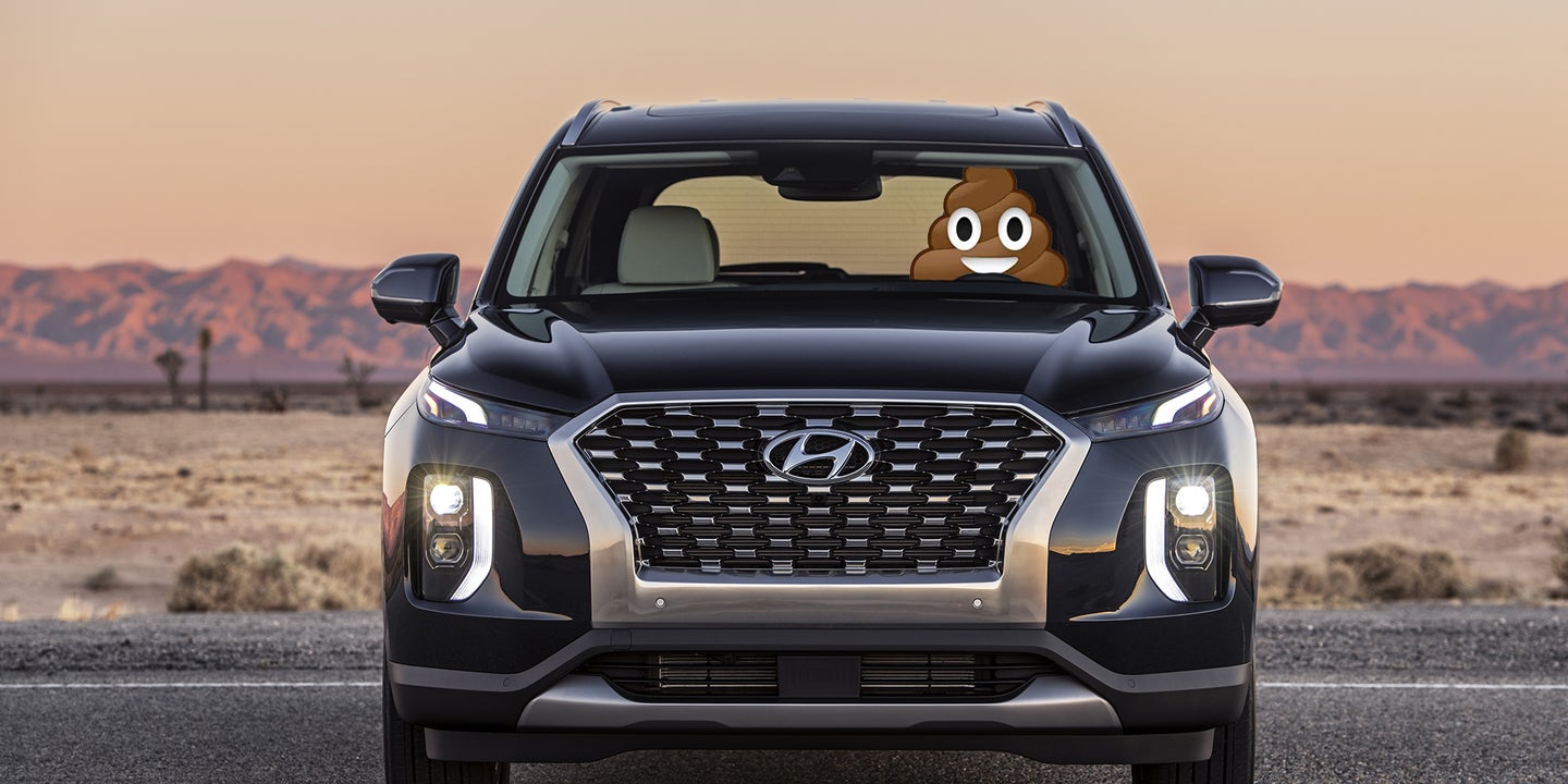 Hyundai Palisade Owners Complain That Their Interiors Smell Like ‘Garlic and Old Socks’