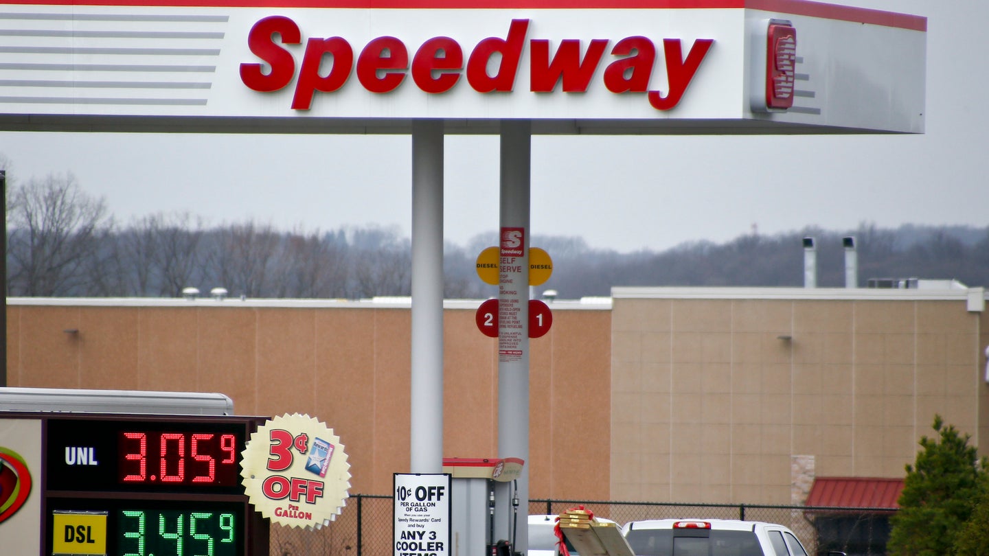 7-Eleven’s Japanese Owner Buying Speedway Gas Stations for $21B After COVID-19 Fallout