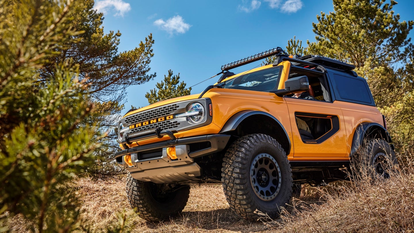 The 2021 Ford Bronco Sasquatch Will Have a Seven-Speed Manual After All