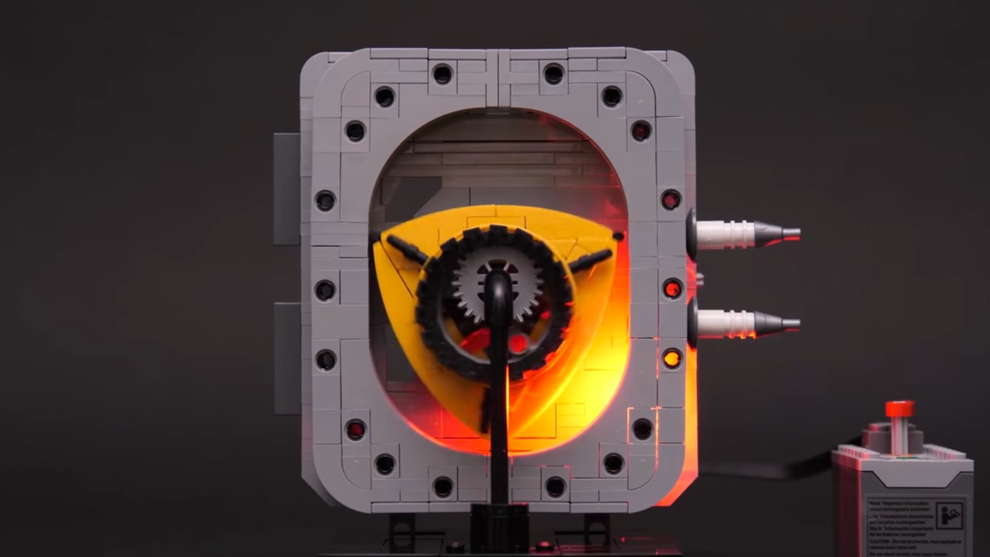 This Sweet Robotic Lego Model Shows How Rotary Engines Work